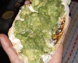 Foto del paso 3 de la receta: Sándwich de huevo🥚 y palta🥑