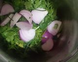 A picture of step 2 of Coriander chutney.