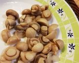 Foto del paso 2 de la receta: Colita de cuadril de cerdo con salsa de cerveza y champiñones