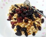 A picture of step 1 of Crispy Granola Purse.