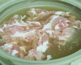 A picture of step 2 of Mizuna Greens, Pork, and Daikon Radish Harihari Hot Pot.