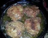 A picture of step 3 of Barbeque mango fried chicken.