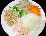 Foto langkah ke 3 dari resep Vietnamese Spring Rolls (Lumpia Vietnam/Salad Gulung Vietnam).