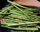 Foto langkah ke 4 dari resep Ayam panggang Asparagus.