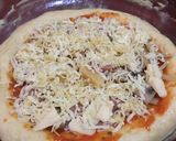 Foto langkah ke 5 dari resep Pizza teflon sederhana.