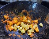 Foto langkah ke 7 dari resep Sambal goreng ati ampela nanas.