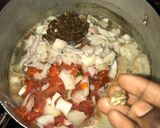 A picture of step 1 of Cous-cous da miyan Gyada.