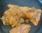 A picture of step 1 of Chicken Fajita wrap.