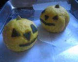 A picture of step 5 of Kabocha Squash Manju (Steamed Buns).