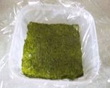 A picture of step 5 of Yakiniku Onigiri Sandwich.