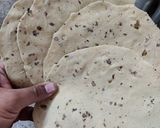 A picture of step 1 of Papad chat.