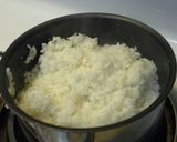 A picture of step 4 of Easy sticky rice.
