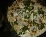 A picture of step 5 of Mirch ke pakode and dahi raita mix with boondi.