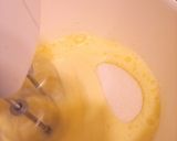 Foto del paso 2 de la receta: Bizcochuelo de Naranja Súper Esponjoso y Fácil