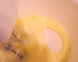 Foto del paso 2 de la receta: Bizcochuelo de Naranja Súper Esponjoso y Fácil
