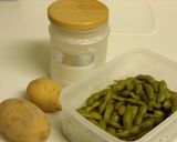 A picture of step 1 of Fluffy Edamame Potato Fry.