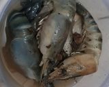Foto langkah ke 1 dari resep Udang Galah Saos Padang ala mama Khalisa.