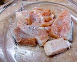 Foto langkah ke 2 dari resep Salmon Mayo with Rice Ball.