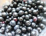A picture of step 1 of Blueberry Preserves.