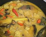 Foto langkah ke 4 dari resep Ikan asap kuah pedas.