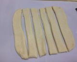A picture of step 4 of Braided Bread Filled with Sweetened Beans.