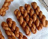 A picture of step 16 of Mahua: Twisty Chinese Fried Snacks.
