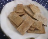 A picture of step 7 of Non-Oil Ginger Rice Crackers made with Rice Flour.