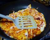 A picture of step 5 of Flour-free Ikayaki Savory Squid Pancake.