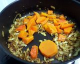 A picture of step 3 of Curry Butter Squash Salad.