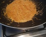 A picture of step 2 of Khoye wali sewwayan.