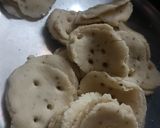 A picture of step 4 of Mathri.