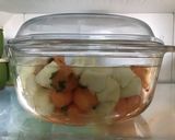 Une image de l'étape 5 de Salade de fruits pommes melon menthe vanille citron.