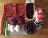Foto del paso 3 de la receta: Papa rellena a la peruana con ensalada de verduras crocantes y salsa de granadilla.