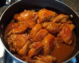 Foto del paso 3 de la receta: Exquisito pollo a la BBQ servido con vegetales