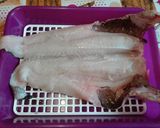 Foto del paso 1 de la receta: Merluza rellena de gambas y gulas