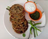 A picture of step 5 of Methi missi roti.