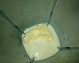 A picture of step 1 of Vanilla milkshake.