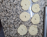 Foto del paso 2 de la receta: Tortas fritas con harina leudante y aceite 🫓