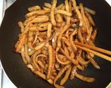 A picture of step 4 of "Hira-Ten" (Satsuma-age) Kinpira.
