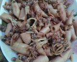 Foto langkah ke 1 dari resep Tumis cumi asin.