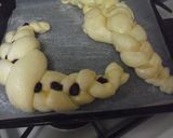 A picture of step 14 of Cute Braided Bread.