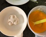 Hình bước làm 3 của món Đậu hũ yến mạch sốt xoài cho bé