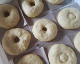 Foto langkah ke 7 dari resep Donat empuk tanpa ribet nguleni.