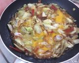 Foto langkah ke 3 dari resep Kubis masak telur.