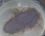 A picture of step 4 of Ice cream cake.