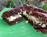 Foto langkah ke 6 dari resep Martabak Manis Chocolatos 🍫.