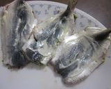 A picture of step 3 of Non-Fried Sardines with Genovese Sauce.