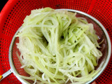 Bầu chần tôm kho đánh ruốc Huế