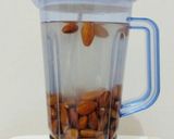 Foto langkah ke 3 dari resep Homemade Almond Milk.