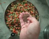 A picture of step 7 of Tiranga Rose Momos.